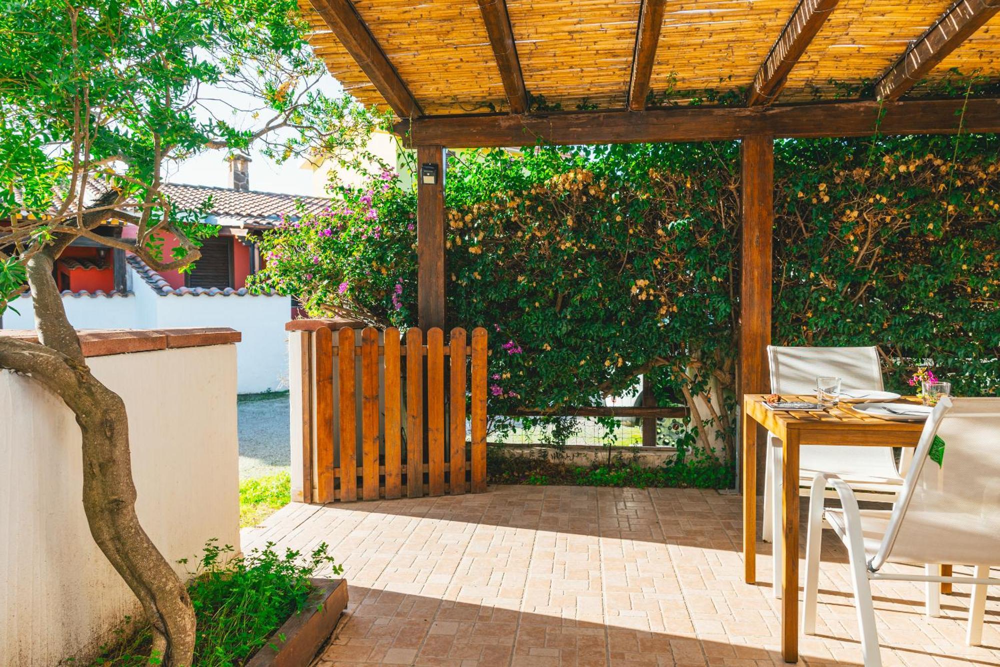 Case Vacanze Il Sogno 2 Porto Pino Exteriér fotografie